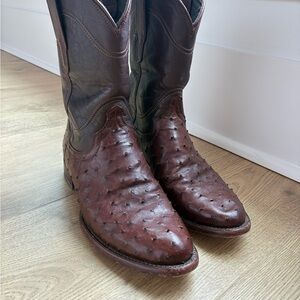 Men's Tecova Ostrich Leather the Duke cowboy boots.